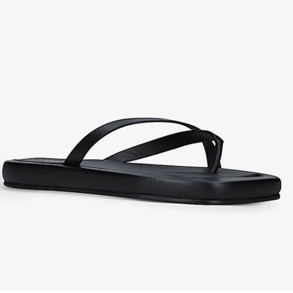 Frame Denim Black Square-Toe Thong Sandals - Picture 4 of 9